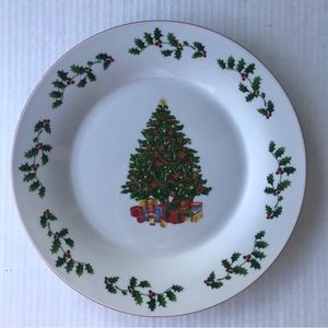 Set Of 2 Dinner Plates By Holiday Time 10.5”NWOT